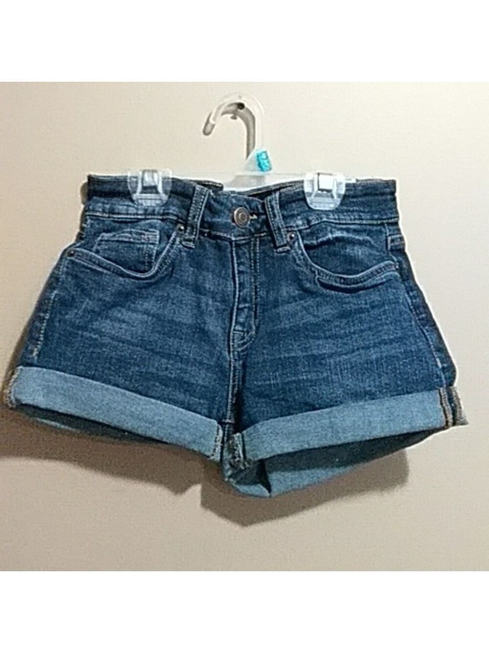 Aero shorts size 00